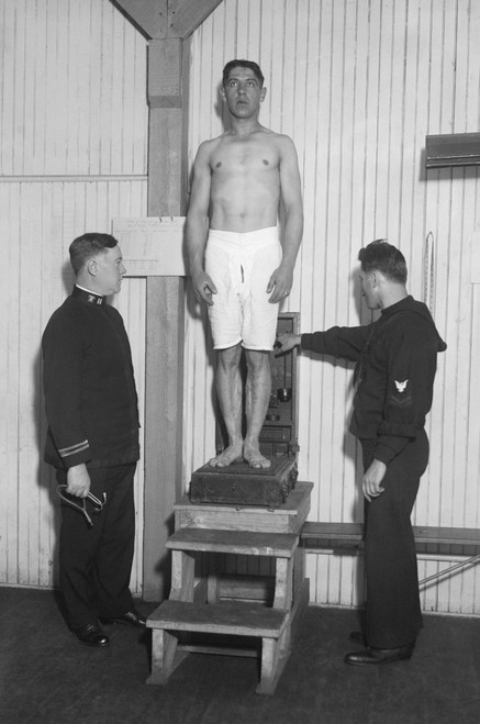 American Ww1 Recruit Under Medical Examination. 1917-18. History - Item # VAREVCHISL035EC023