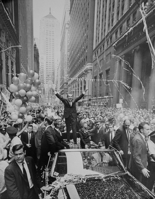 Nixon 1968 Presidential Campaign. Richard Nixon History - Item # VAREVCHISL032EC139