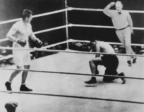 Long Count Fight' History - Item # VAREVCCSUB001CS054