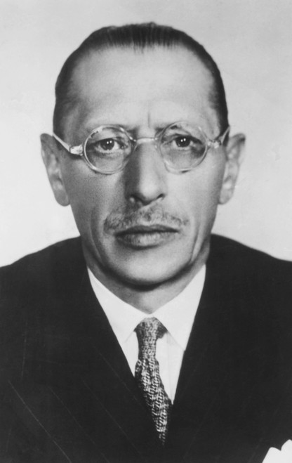 Igor Stravinsky Portrait - Item # VAREVCPBDIGSTEC003