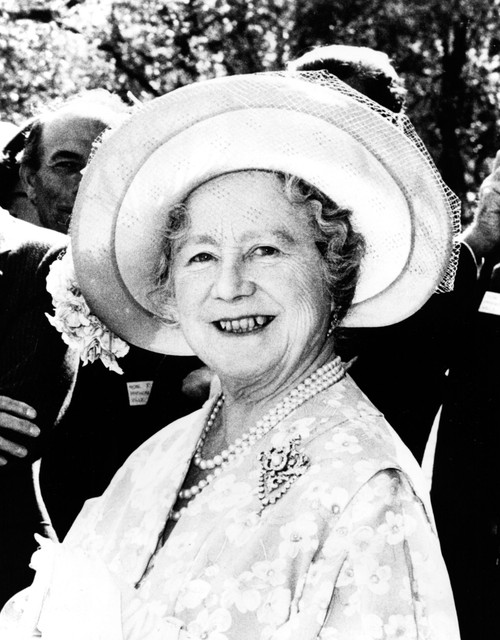 Queen Mother. Courtesy Csu Archives  Everett Collection History - Item # VAREVCPBDQUMOCS009