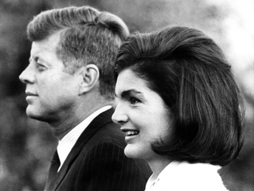 John F. Kennedy And Jacqueline Kennedy On The South Lawn Of The White House History - Item # VAREVCPBDJAKECS008