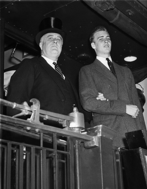 Fdr Presidency. Us President Franklin Delano Roosevelt And John Roosevelt History - Item # VAREVCPBDFRROEC084 Fdr Presidency. Us President Franklin Delano Roosevelt And John Roosevelt History - Item # VAREVCPBDFRROEC084