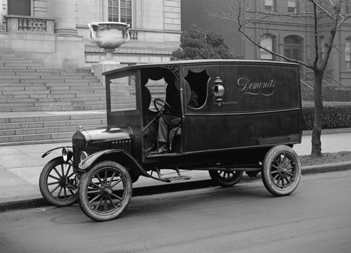 Ford Motel T Truck Making Deliveries In Washington History - Item # VAREVCHISL008EC207