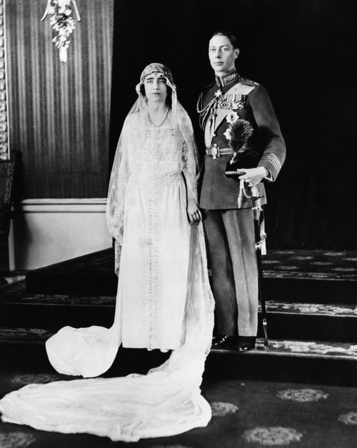 British Royalty. British Lady Elizabeth Bowes-Lyon History - Item # VAREVCPBDKIGEEC019