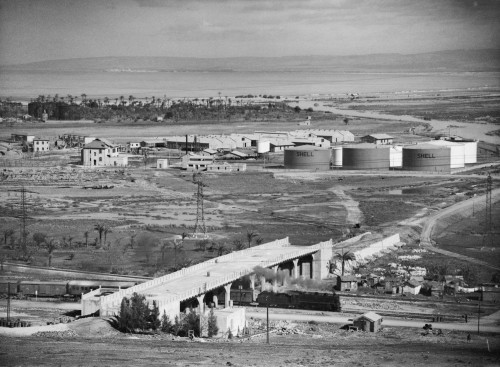 Shell' Oil Tanks Near Haifa History - Item # VAREVCHISL021EC014