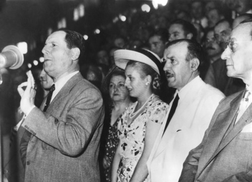Argentine President Juan Domingo Peron Addressing An Assembly In Buenos Aires. Behind Him History - Item # VAREVCHISL038EC604