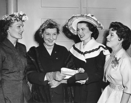 Pat Nixon And Mamie Eisenhower At The Cherry Blossom Fashion Show. April 8 History - Item # VAREVCHISL038EC965