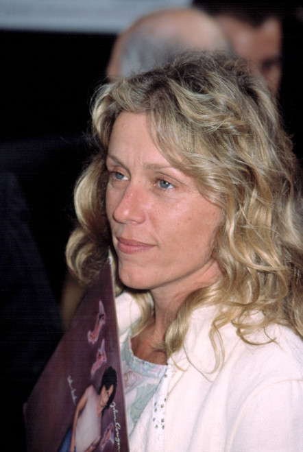 Frances Mcdormand At Premiere Of City By The Sea, Ny 8262002, By Cj Contino Celebrity - Item # VAREVCPSDFRMCCJ007