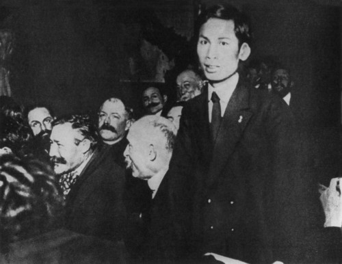 Ho Chi Minh Petitioned For The Independence Of Vietnam At Paris Conference. 1919. At Age 28 He Called For The Western Powers To Remove The French From Vietnam. History - Item # VAREVCHISL035EC012