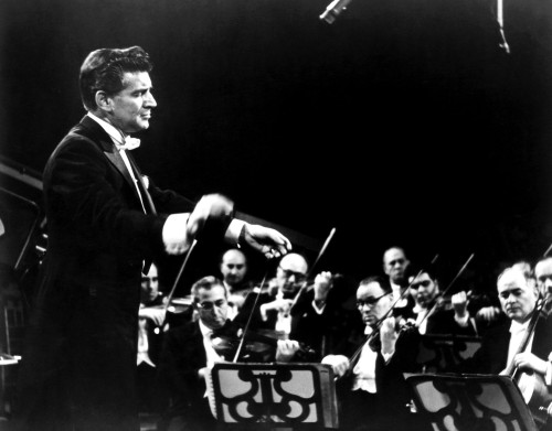 Leonard Bernstein Conducts The New York Philharmonic History - Item # VAREVCPBDLEBECS011