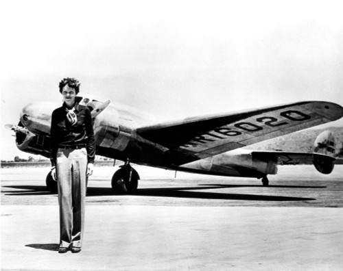 Amelia Earhart Standing In Front Of The Lockheed Electra In Which She Disappeared In July 29 History - Item # VAREVCHISL034EC037