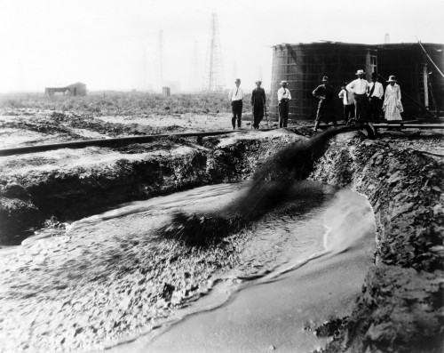 Oil Well. A Gusher In Wichita Falls History - Item # VAREVCHCDLCGCEC861