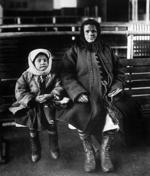 Immigrant Mother And Daughter History - Item # VAREVCH4DNEYOEC014