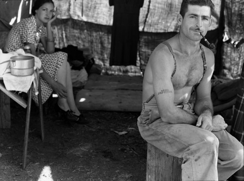 An Unemployed Lumber Worker Goes With His Wife To A Bean Harvest History - Item # VAREVCHCDLCGBEC164