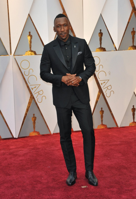 Mahershala Ali At Arrivals For The 89Th Academy Awards Oscars 2017 - Arrivals 2, The Dolby Theatre At Hollywood And Highland Center, Los Angeles, Ca February 26, 2017. Photo By Elizabeth GoodenoughEverett Collection Celebrity - Item # VAREVC1726F05UH