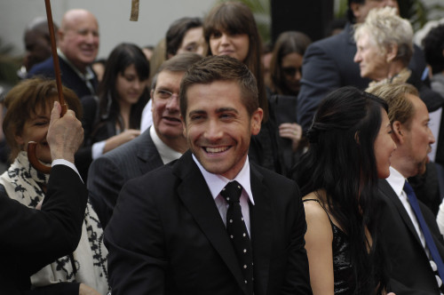 Jake Gyllenhaal At The Press Conference For Jerry Bruckheimer Adds Handprints And Footprints To Grauman_S Chinese Theatre, Grauman_S Chinese Theatre, Los Angeles, Ca May 17, 2010. Photo By Michael GermanaEverett Collection Celebrity ( - Item # VAREVC