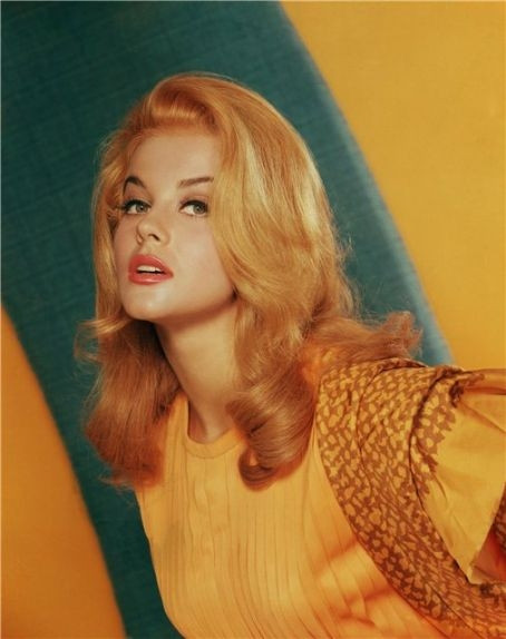 Ann Margret - Yellow Photo Print (8 x 10) - Item # DAP11405