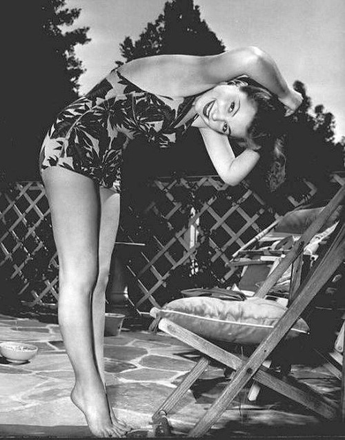 Anne Baxter - Hair Up Photo Print (8 x 10) - Item # DAP11103