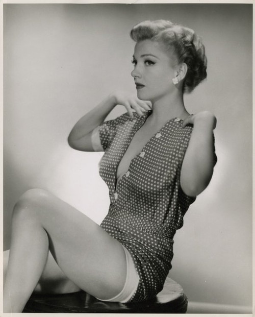 Anne Baxter - Nightgown Photo Print (8 x 10) - Item # DAP11082