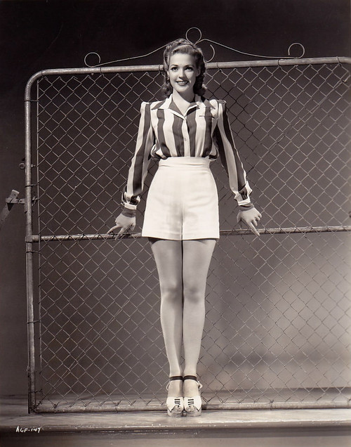 Anne Gwynne - Fence Photo Print (8 x 10) - Item # DAP11290
