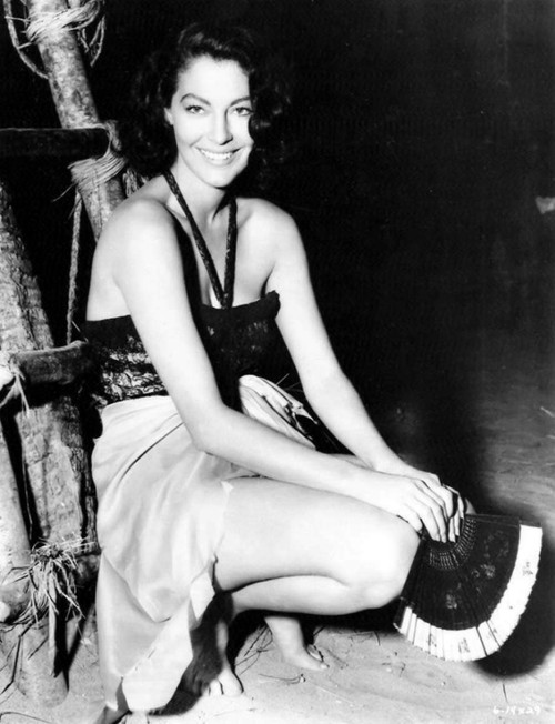 Ava Gardner - Fan Photo Print (8 x 10) - Item # DAP12085