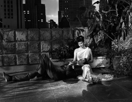Ava Gardner - Outside Photo Print (10 x 8) - Item # DAP11876