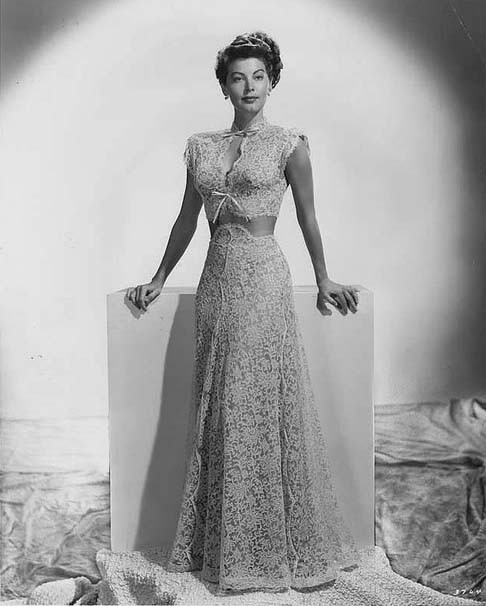 Ava Gardner - Standing in Dress Photo Print (8 x 10) - Item # DAP11849