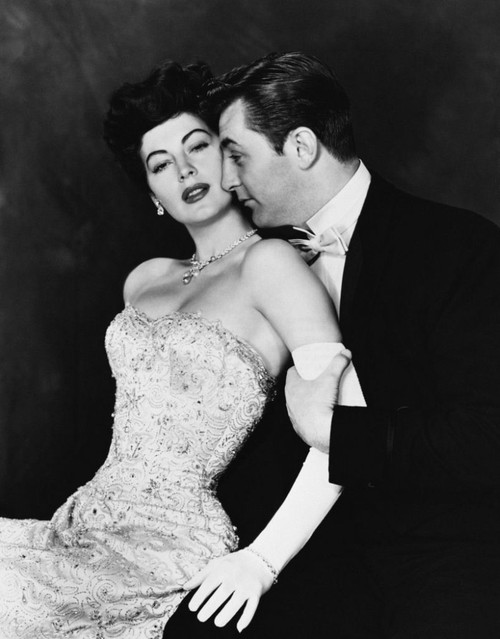 Ava Gardner - White Gloves Photo Print (8 x 10) - Item # DAP11789