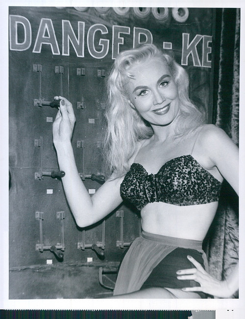 Barbara English - Danger Photo Print (8 x 10) - Item # DAP12310