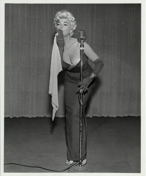 Barbara Nichols - Blowing Kiss Photo Print (8 x 10) - Item # DAP12444