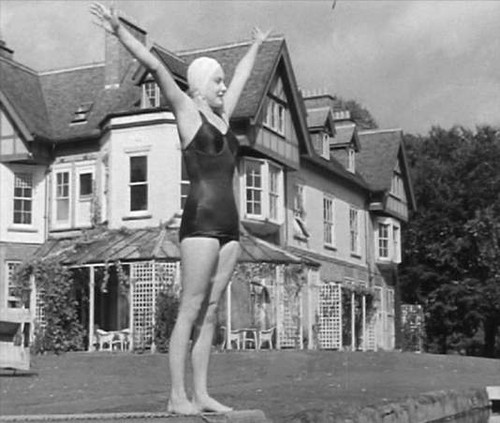 Barbara Payton - Swimming Photo Print (8 x 10) - Item # DAP12496