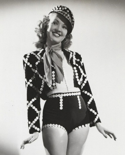 Betty Grable - Button Outfit Photo Print (8 x 10) - Item # DAP12912