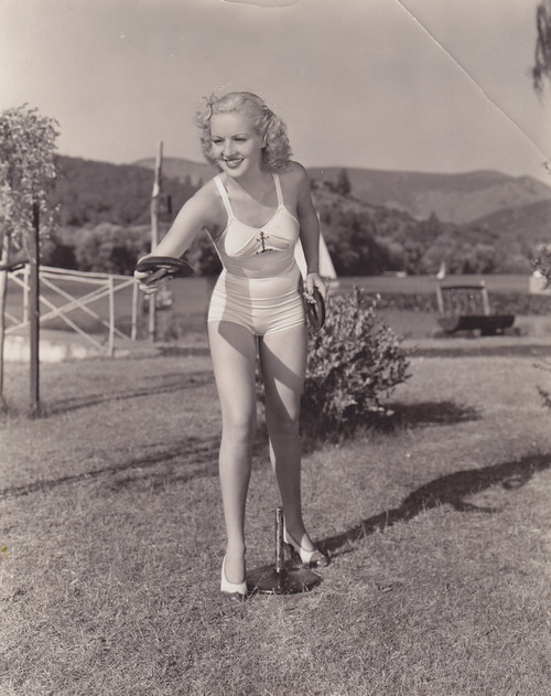 Betty Grable - Horseshoes Photo Print (8 x 10) - Item # DAP12856