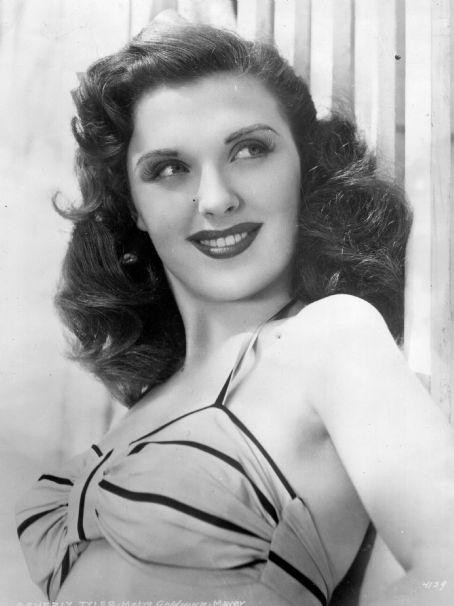 Beverly Tyler - Portrait Photo Print (8 x 10) - Item # DAP12976