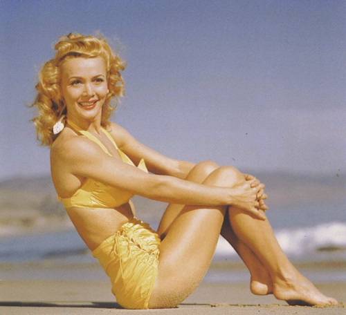 Carole Landis - yellow bikini Photo Print (10 x 8) - Item # DAP14534