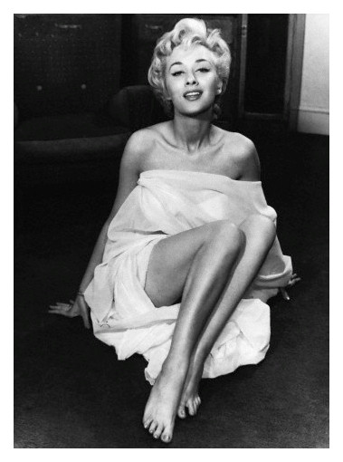 Carole Lesley - wrapped in sheet Photo Print (8 x 10) - Item # DAP14566