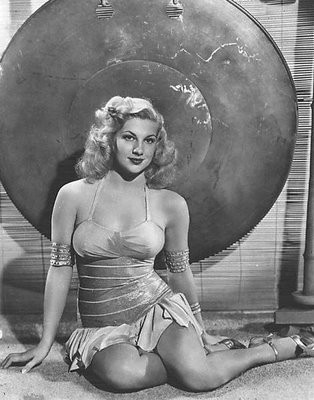 Chili Williams - Gong Photo Print (8 x 10) - Item # DAP15074