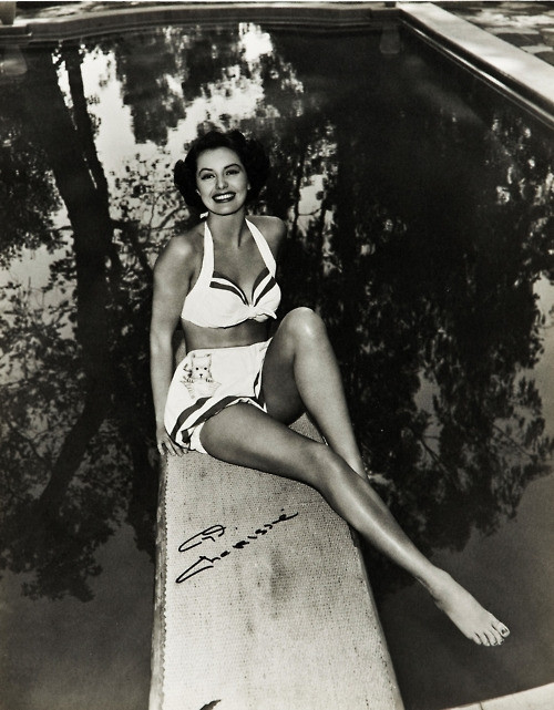 Cyd Charisse - diving board with signature Photo Print (8 x 10) - Item # DAP15672