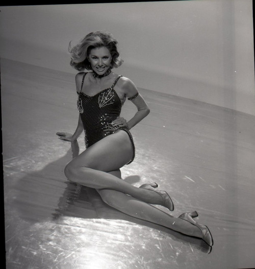 Cyd Charisse - on floor in sequin outfit Photo Print (8 x 10) - Item # DAP15729