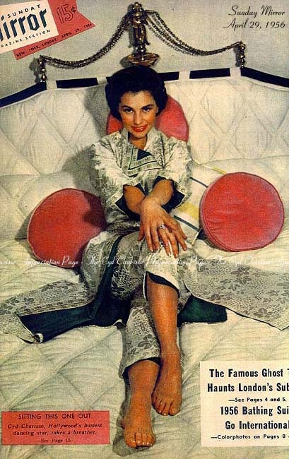 Cyd Charisse - Sunday Mirror Photo Print (8 x 10) - Item # DAP15940