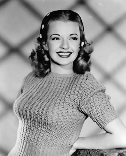Dale Evans - short sleeved sweater Photo Print (8 x 10) - Item # DAP16003