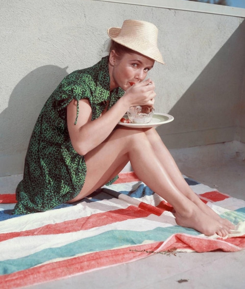 Debbie Reynolds- Eating Photo Print (8 x 10) - Item # DAP16462