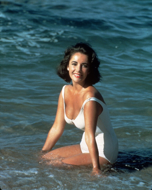Elizabeth Taylor - Kneeling in Ocean Photo Print (8 x 10) - Item # DAP17723