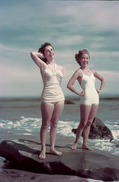Elizabeth Taylor & Jane Powell - On The Beach Photo Print (8 x 10) - Item # DAP17714