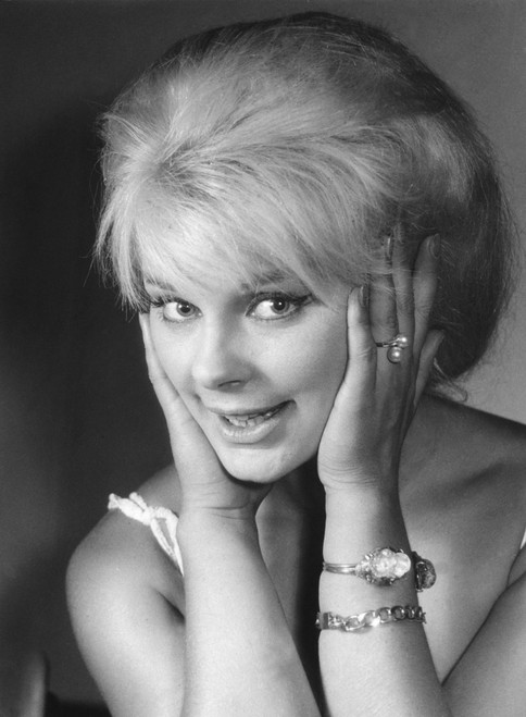 Elke Sommer - Hands in Hair Photo Print (8 x 10) - Item # DAP17944 Elke Sommer - Hands in Hair Photo Print (8 x 10) - Item # DAP17944