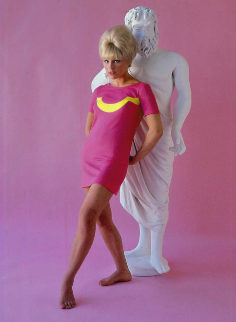 Elke Sommer - Leaning on Statue Photo Print (8 x 10) - Item # DAP18148