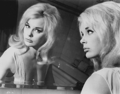 Elke Sommer - Looking in Mirror Photo Print (10 x 8) - Item # DAP18013