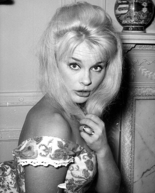 Elke Sommer - Teasing Hair Photo Print (8 x 10) - Item # DAP17943 Elke Sommer - Teasing Hair Photo Print (8 x 10) - Item # DAP17943