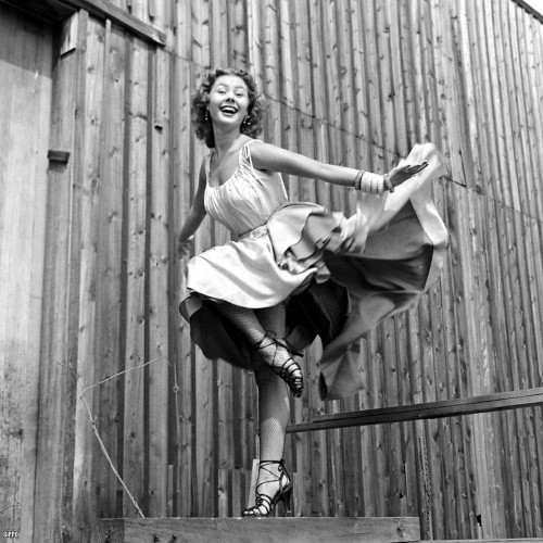 Mitzi Gaynor - Dancing Photo Print (8 x 10) - Item # DAP19013